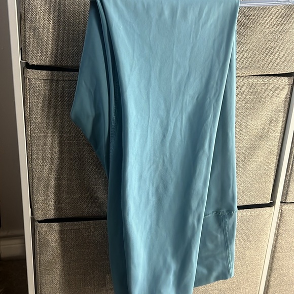 MEDIUM BLUE NIKE LEGGINGS CODE: cu5293-424 - Picture 2 of 4